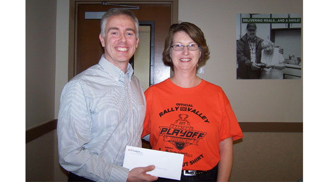 Provident Bank Foundation Awards Grant to Help Meal Subsidies