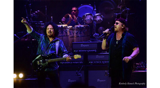 Toto at the Easton State Theatre – Photos & Story by: Kimberly Kanuck