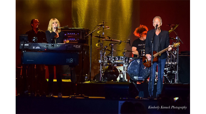 Photos from Buckingham and McVie at the Sands Bethlehem Event Center – by: Kimberly Kanuck