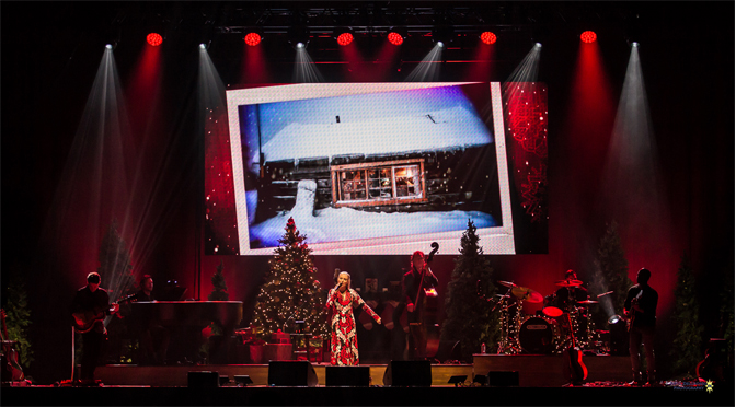 Jewel brings her Handmade Holiday Tour to Bethlehem |  Photos by: John DelGrosso