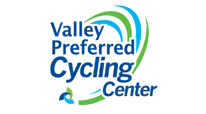 Crowds Thrill to the Speed of the UCI U.S. Sprint Grand Prix at the Valley Preferred Cycling Center