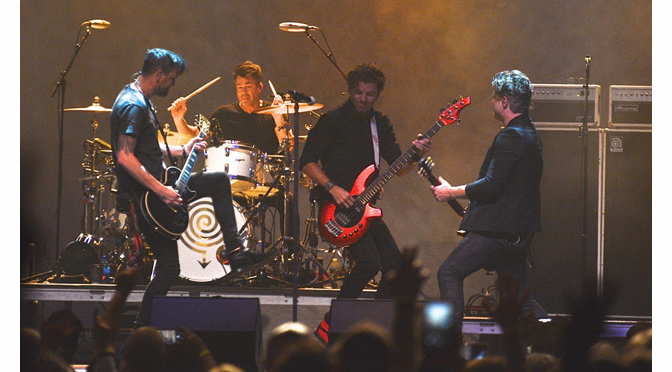 NOW IS THE TIME FOR GIN BLOSSOMS AND COLLECTIVE SOUL