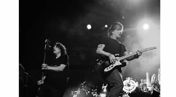 ONE OF THIS SUMMER’S HOTTEST TOURS AT MUSIKFEST: TRAIN / GOO GOO DOLLS|  Review & Photographs by Diane Fleischman