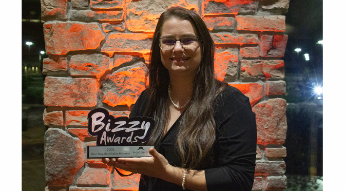 justQ Solutions wins Best Tiny, But Mighty Business at the 2021 Bizzy Awards