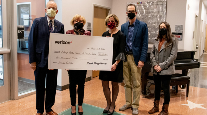 Verizon Foundation presents $10,000 Grant Award to Charter Arts Foundation