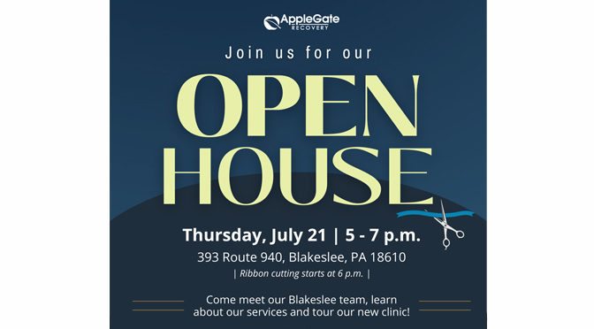 APPLEGATE RECOVERY BLAKESLEE HOSTS OPEN HOUSE AND RIBBON CUTTING