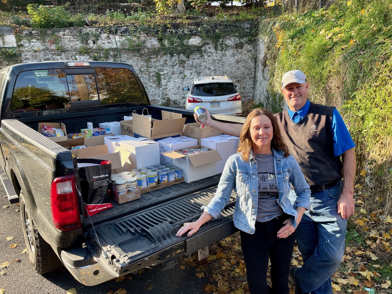 LEHIGH VALLEY WINE TRAIL GIVING BEFORE THANKS EVENT TO HELP FILL