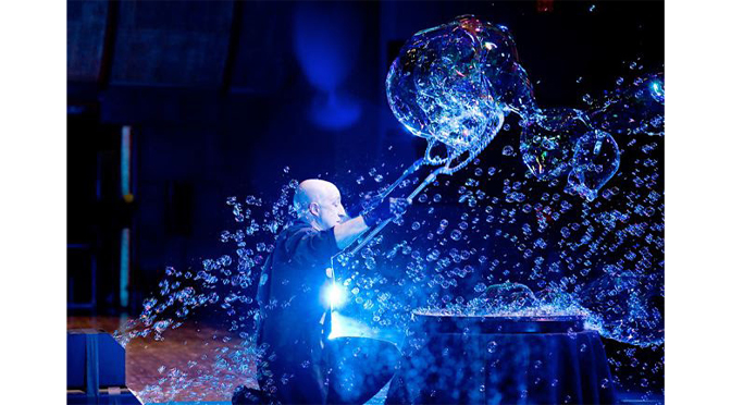 Last Chance to See BubbleMania at Da Vinci Science Center This Weekend!